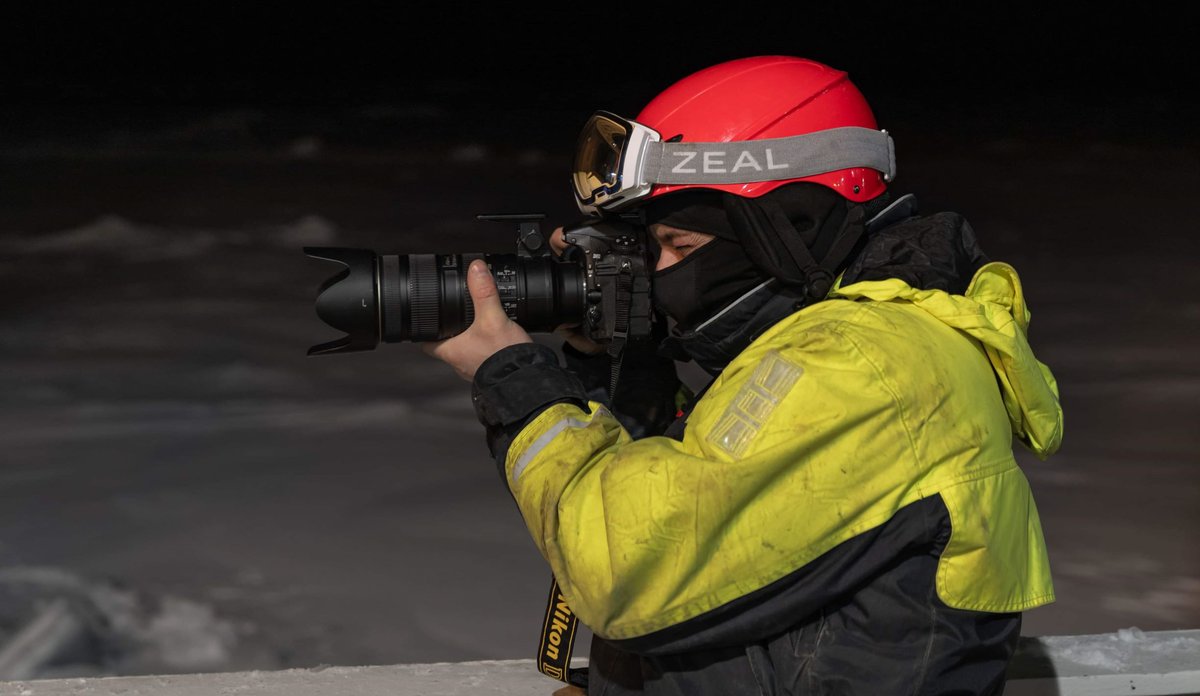 
Andreas Wolden med kamera i isødet web