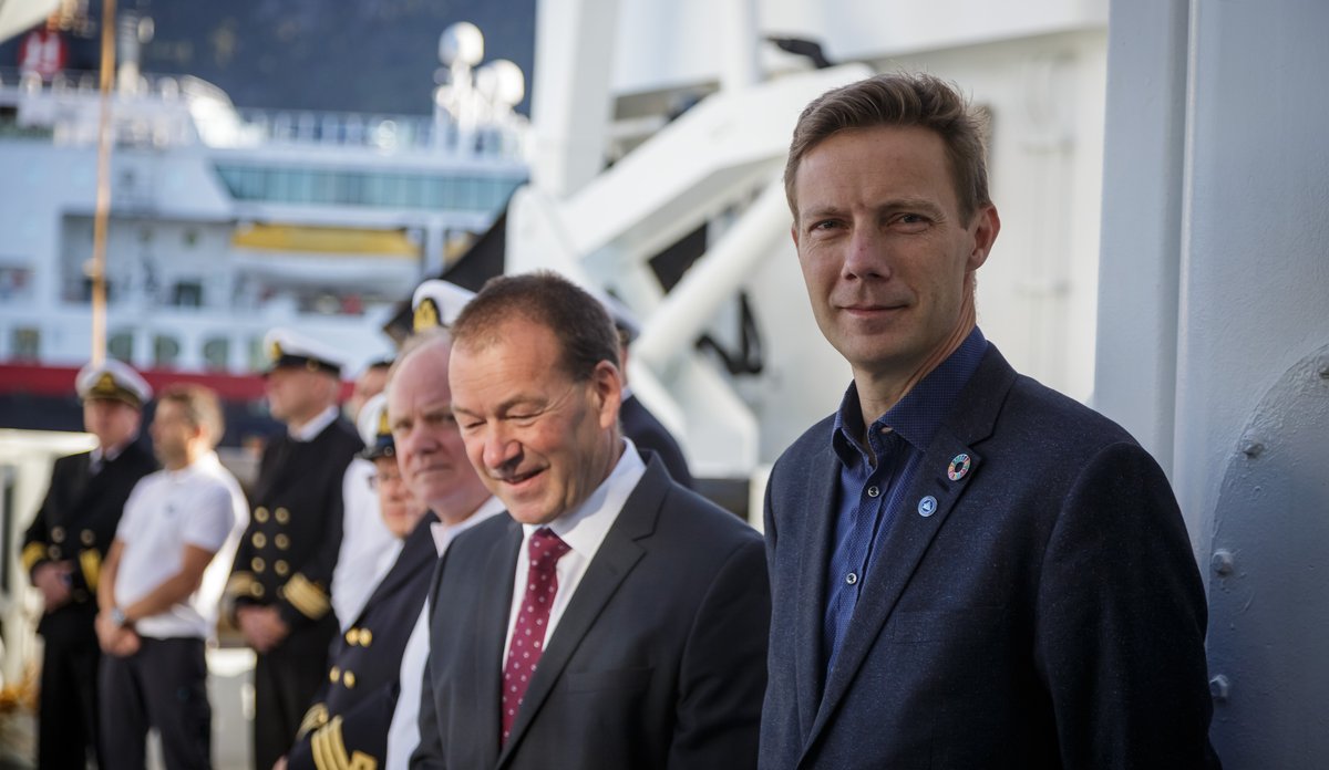foto av mannskapet på
