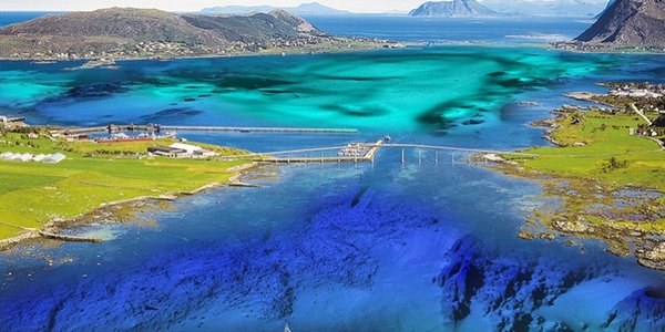 

Landskapsbilde som viser hvordan terrenget ser ut både over og under vannflaten.