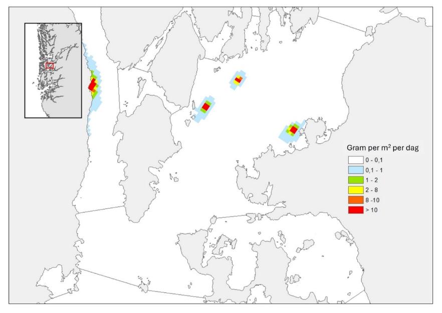 Kartutsnitt over angitte deler av Hardangerfjorden. Fargede pixler i følgende skala (gram per m2 per dag): Hvit = 0-0,1, lys blå = 0,1-1, grønn = 1-2, gul = 2-8, oransje = 8-10, rød = mer enn 10. og markert utsnitt i mindre kart øverst til venstre.