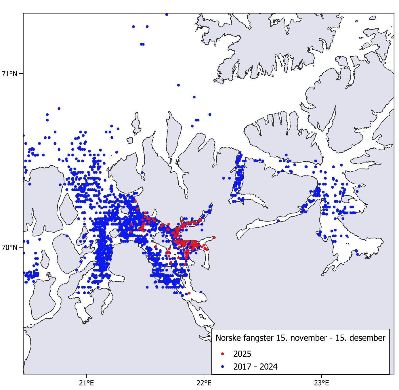 Kommersielle fangster av sild i overvintringsområdet mellom 15. november og 15. desember, basert på Fiskeridirektoratets elektroniske fangstdagbøker. Hvert punkt representerer en fangst på minst 10 tonn.