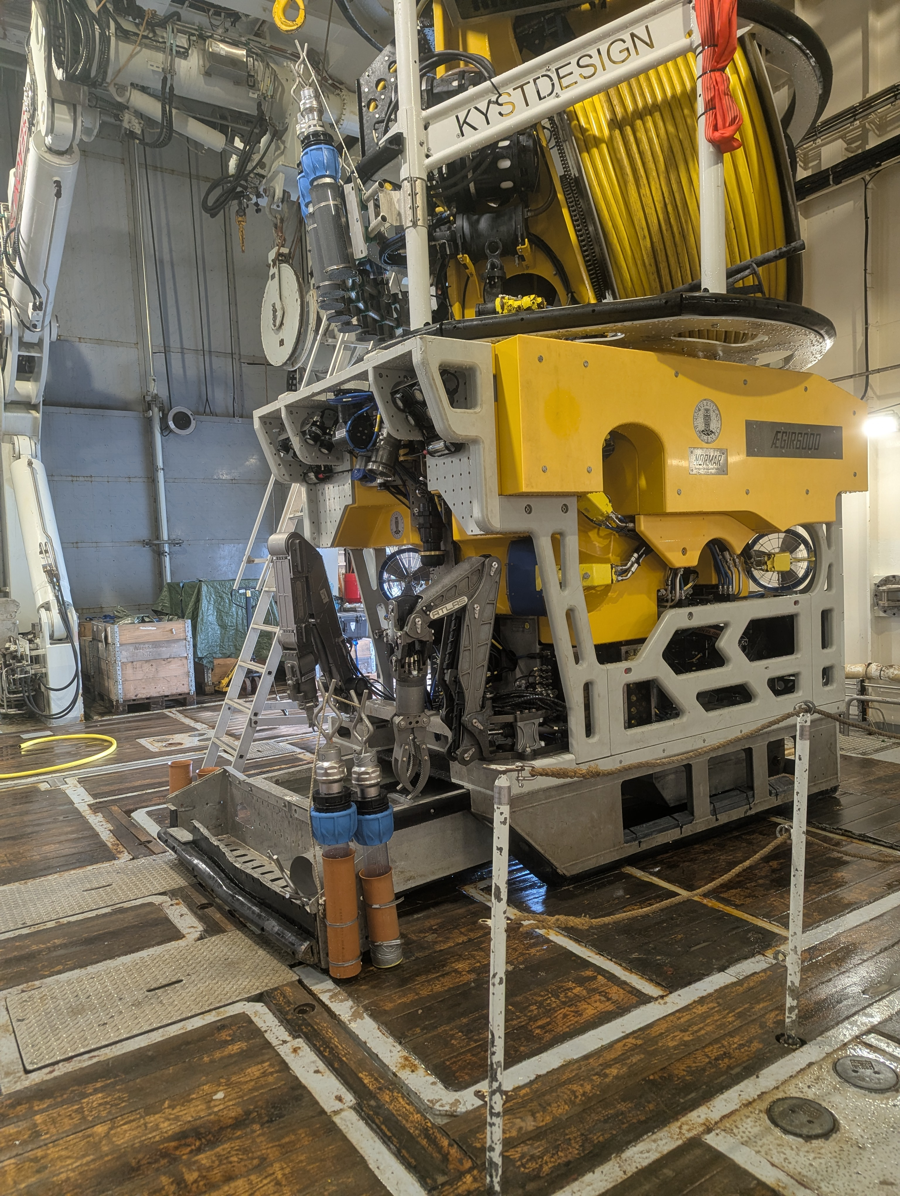 Picture of the NORMAR ROV Ægir6000 while it is on deck