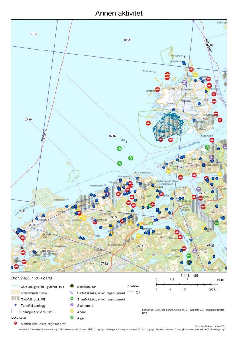 Figur 85 : Annen menneskelig aktivitet på de aktuelle gytefeltene, herunder akvakultur, turistfiskebedrifter og olje/gass-installasjoner.