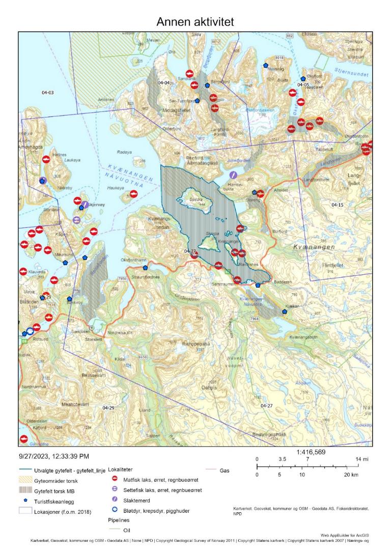 Figur 26 : Annen menneskelig aktivitet på de aktuelle gytefeltene, herunder akvakultur, turistfiskebedrifter og olje/gass-installasjoner.