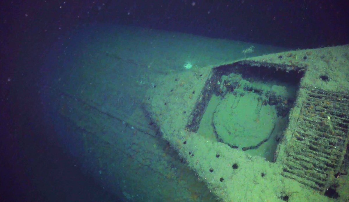 
Parts of the wreck at some distance.